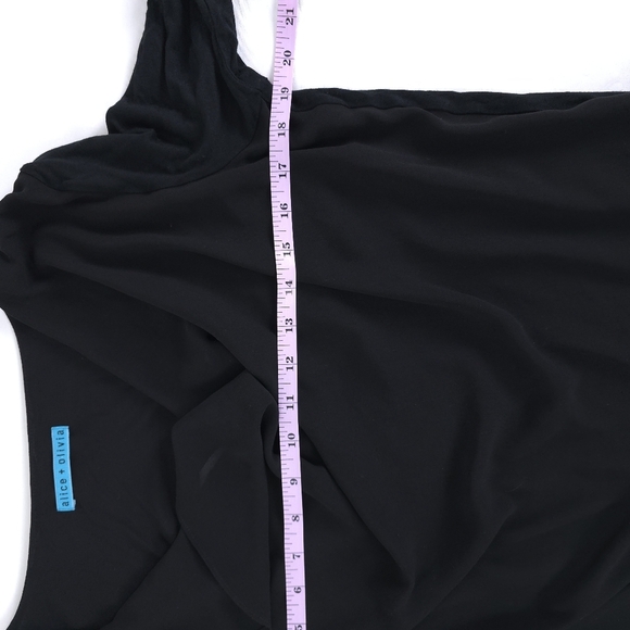 Alice + Olivia Open Back Draped 3/4 Sleeve Blouse - Picture 4 of 8